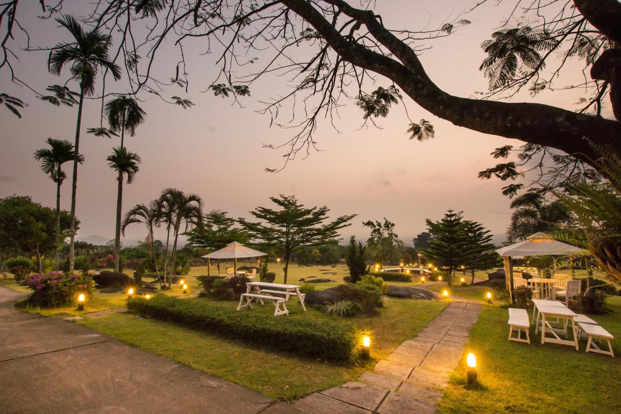 The Natural Garden Resort Ban Thap Sai Exterior foto