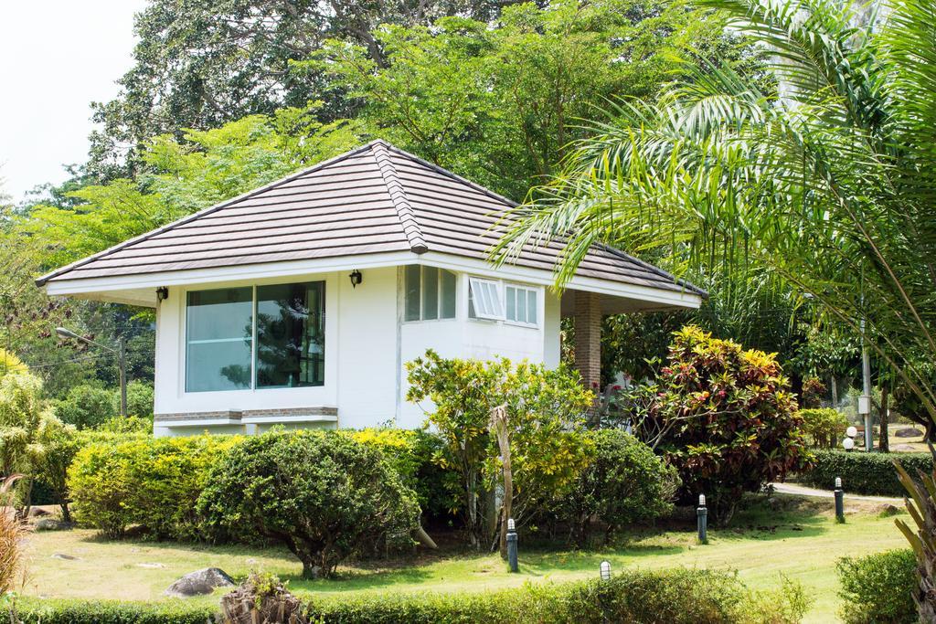 The Natural Garden Resort Ban Thap Sai Exterior foto