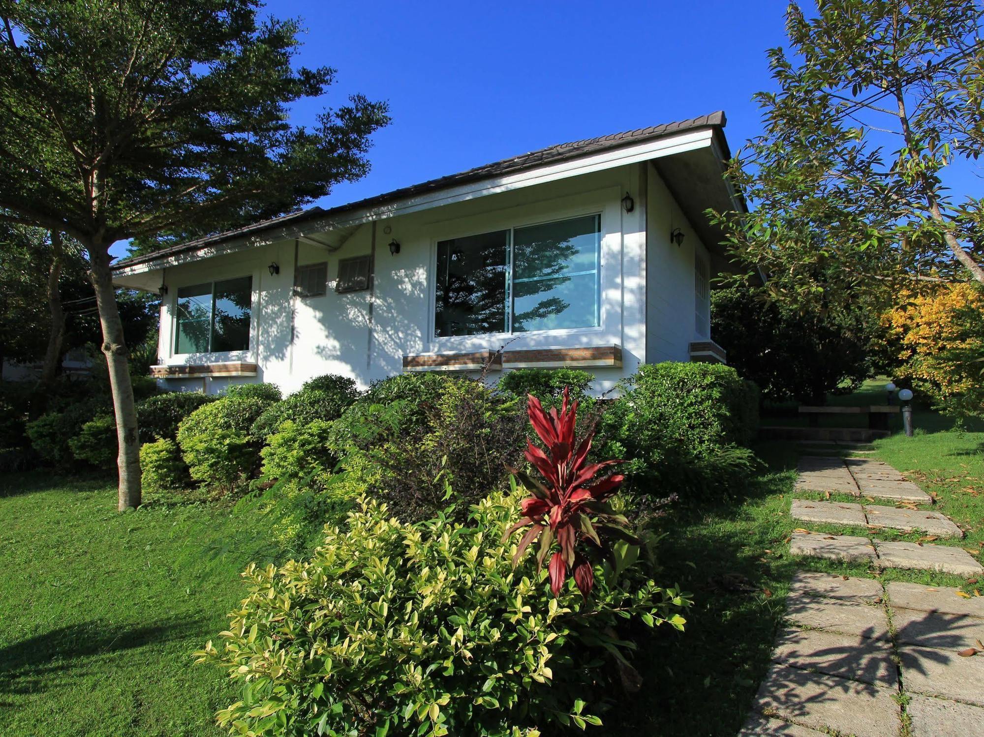 The Natural Garden Resort Ban Thap Sai Exterior foto